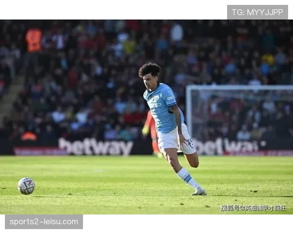 奥赖利梅开二度展现曼城前场进攻层次与渗透效率